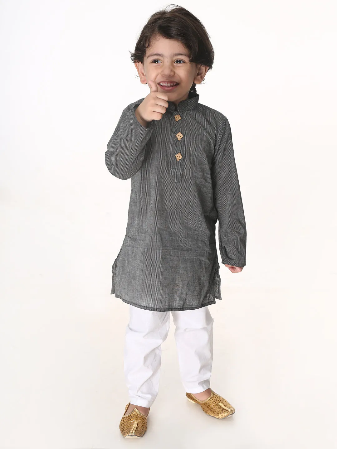 Jashvi Boys Black and White Pure Cotton Kurta Pyjama Set