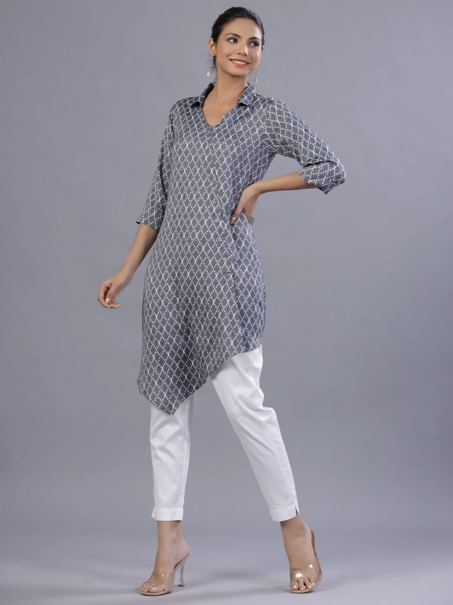 Jashvi Women Blue Rayon Printed Asymmetric Kurta