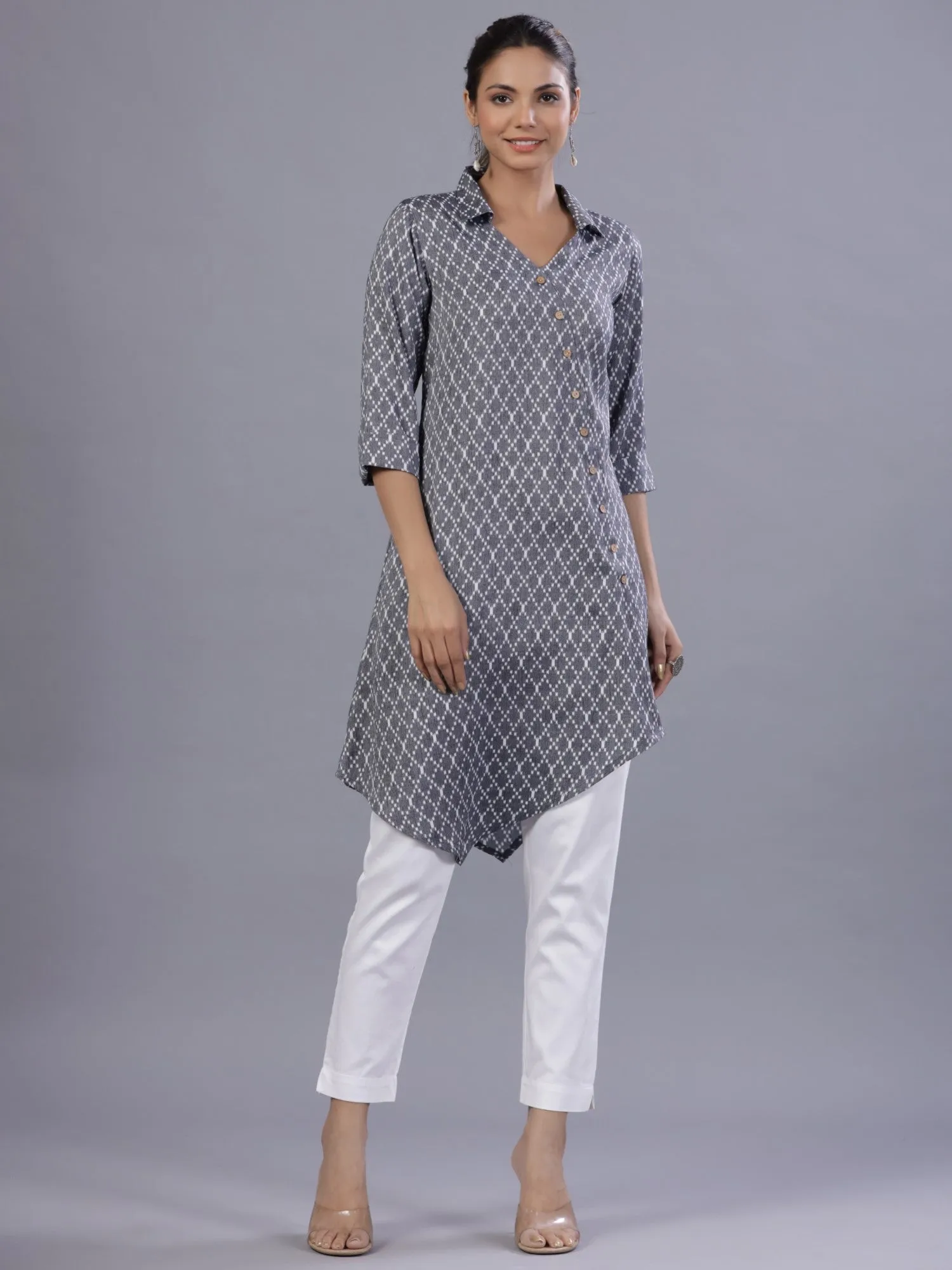 Jashvi Women Blue Rayon Printed Asymmetric Kurta