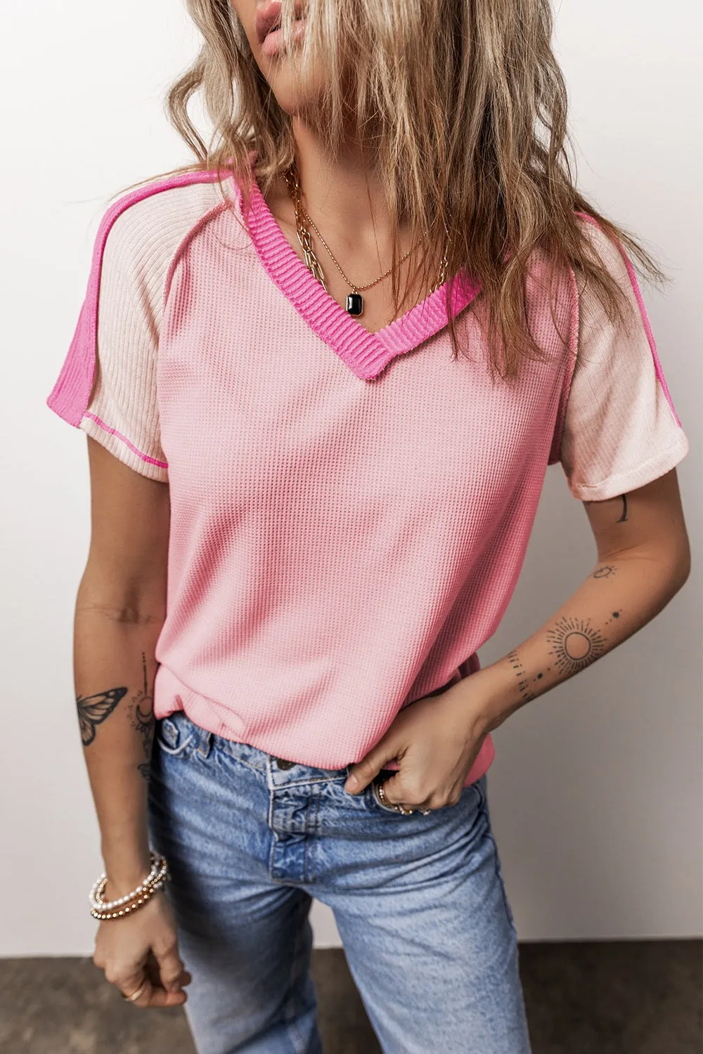 TEEK - Dusty Pink Color Block V-Neck Short Sleeve T-Shirt