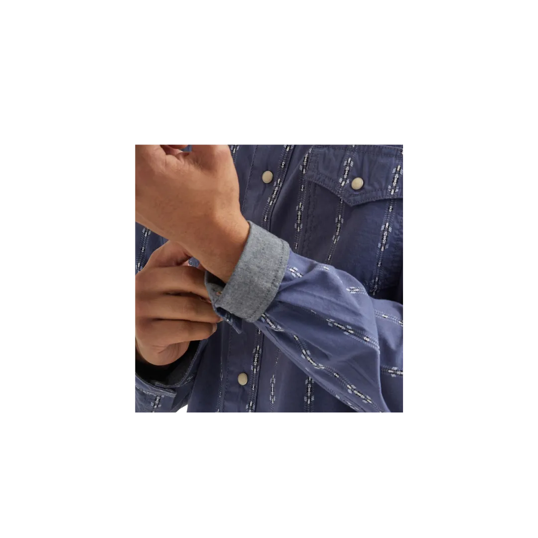 Wrangler Men's Vintage Printed Retro Premium Collared Long Sleeve Western Snap Indigo Shirt